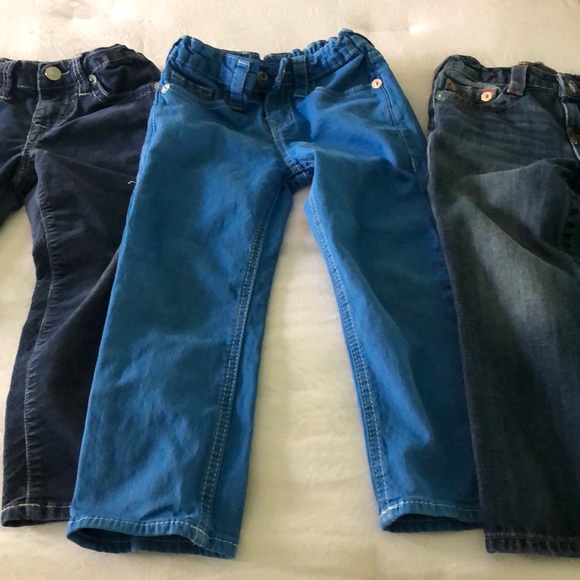 5 pairs of True Religion jeans. - Picture 7 of 8
